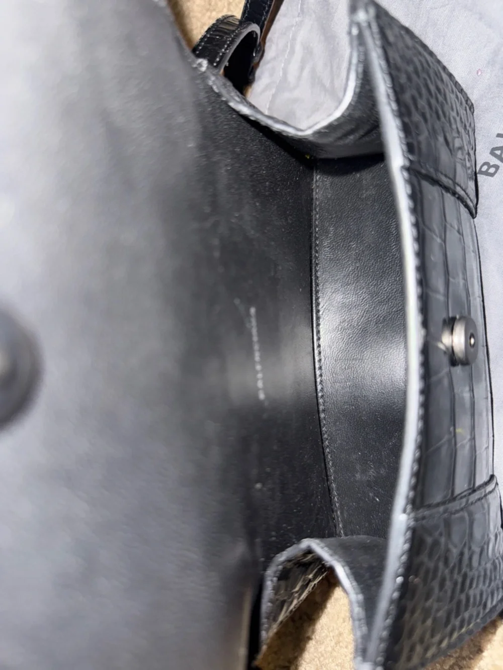 Balenciaga Croc-Embossed Hourglass Mini Bag in Black - Picture 4 of 6